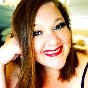 Meet your Posher, Mackenzie